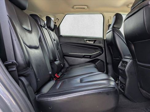 Used 2022 Ford Edge Titanium w/ Equipment Group 301A AWD/4WD image 20