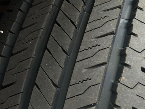 Used 2004 Ford Excursion Limited image 42