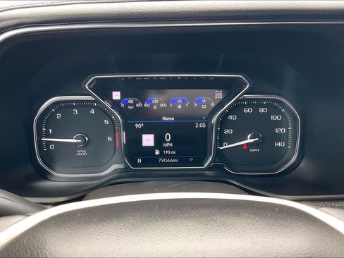 Used 2021 GMC Yukon Denali w/ Advanced Technology Package AWD/4WD image 12