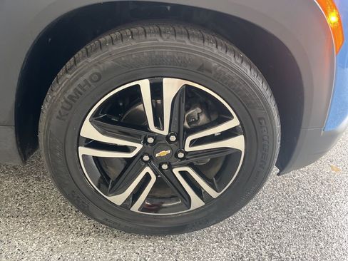 Used 2024 Chevrolet TrailBlazer LT w/ LT Cold Weather Package image 10