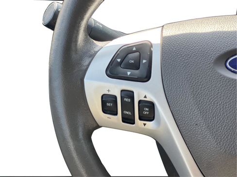 Used 2013 Ford Edge SEL image 15