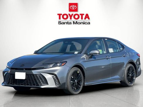 New 2026 Toyota Camry SE FWD image 6
