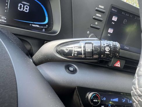 Certified 2026 Hyundai Elantra Sport FWD image 21