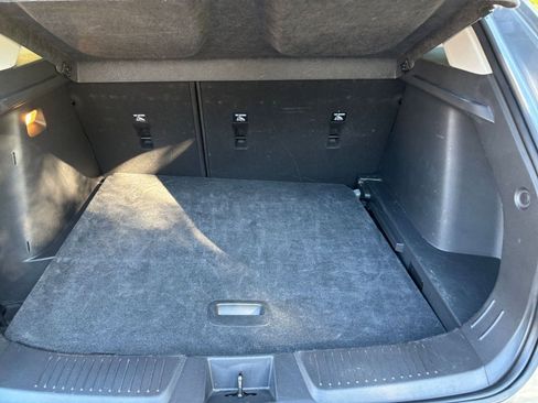 Used 2025 Chevrolet Trax LT image 25