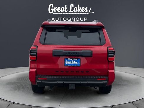 Certified 2025 Toyota 4Runner SR5 AWD/4WD image 4