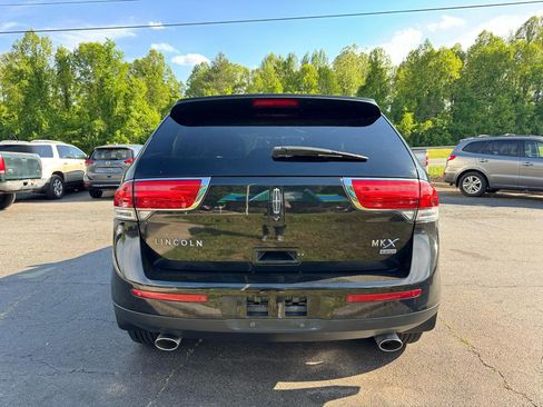 Used 2015 Lincoln MKX AWD w/ Equipment Group 102A image 6