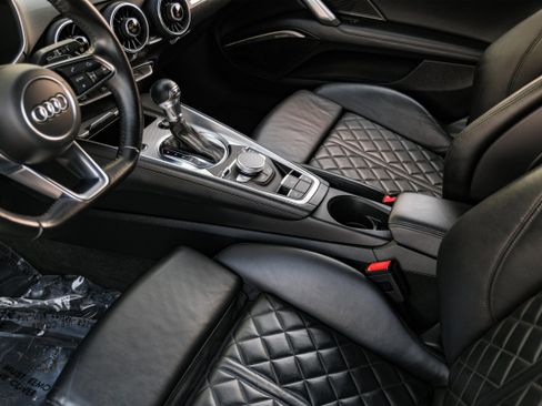 Used 2017 Audi TT 2.0T w/ Technology Package image 23