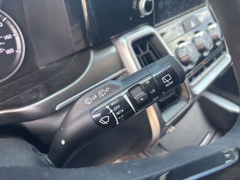 Used 2022 Kia Sorento LX FWD image 14