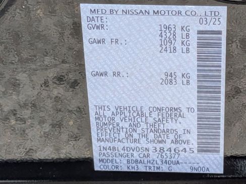 Used 2025 Nissan Altima 2.5 SV FWD image 34
