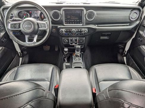 Used 2023 Jeep Wrangler Unlimited Sahara w/ Cold Weather Group AWD/4WD image 13