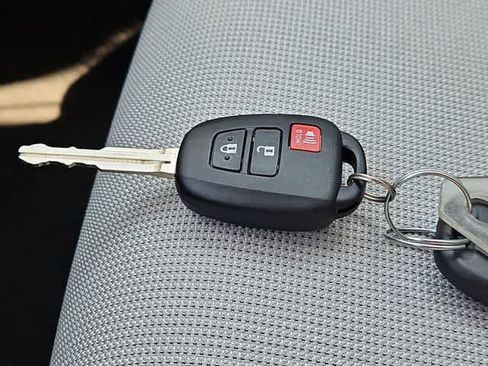 Certified 2026 Toyota Corolla Cross L FWD image 28