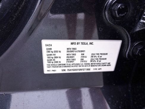 Used 2024 Tesla Model Y Performance AWD/4WD image 41