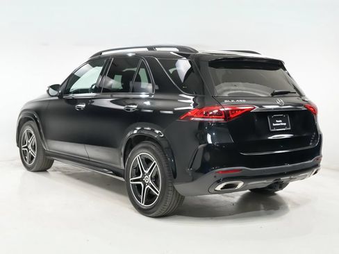Used 2022 Mercedes-Benz GLE 450 4MATIC image 3