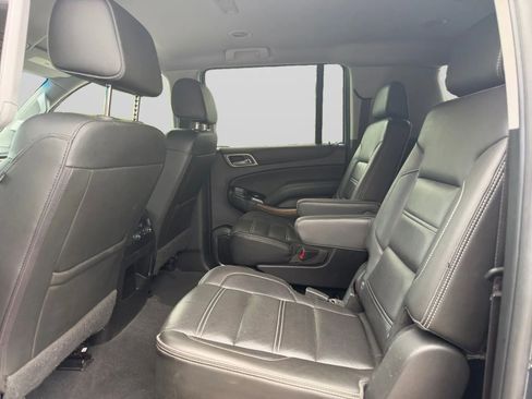 Used 2019 GMC Yukon XL Denali RWD image 28