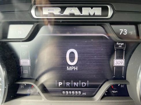 Used 2023 RAM 1500 Laramie AWD/4WD image 25