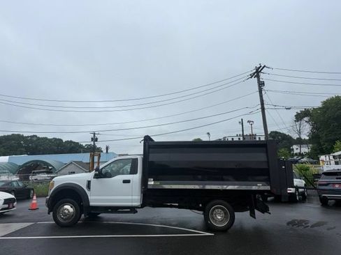 Used 2017 Ford F550 4x4 Regular Cab Super Duty image 2