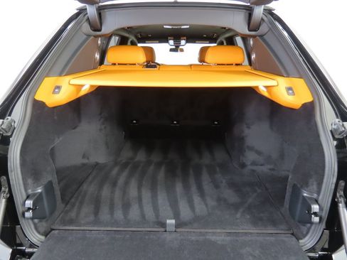 Certified 2023 Rolls-Royce Cullinan w/ Cullinan Package image 28