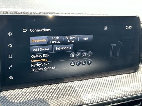 Used 2025 Nissan Kicks SR FWD image 30