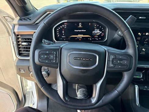 Used 2026 GMC Sierra 2500 Denali Ultimate w/ Max Trailering Package AWD/4WD image 7