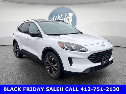 Used 2022 Ford Escape SE w/ SE Sport Appearance Package