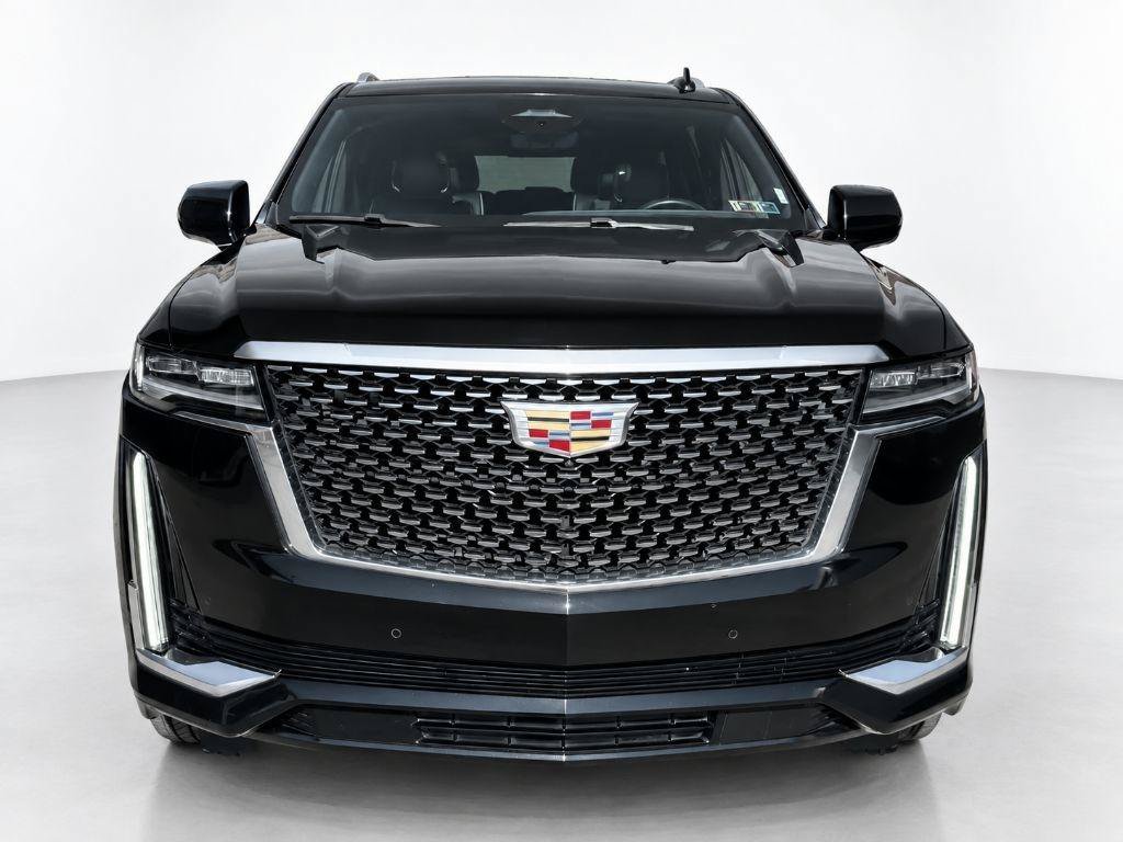 Used 2023 Cadillac Escalade ESV Premium Luxury AWD/4WD image 2