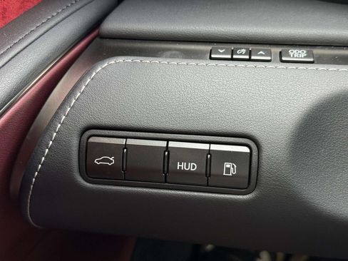 Used 2022 Lexus LC 500 Coupe w/ Dynamic Handling Package RWD image 22