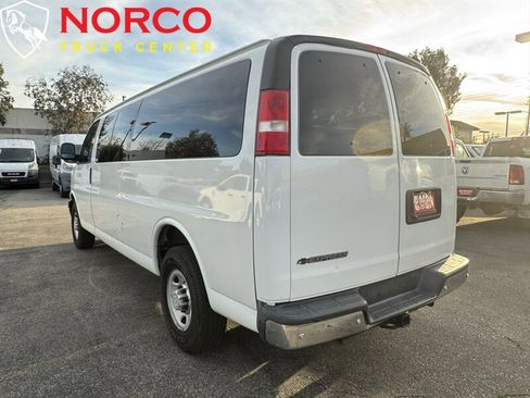 Used 2020 Chevrolet Express 3500 LT w/ LT Preferred Equipment Group image 9