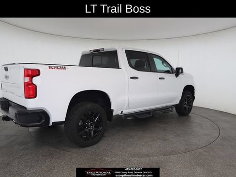 Used 2021 Chevrolet Silverado 1500 LT Trail Boss w/ LT Trail Boss Premium Package AWD/4WD image 19