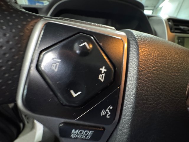 Used 2023 Toyota 4Runner SR5 Premium w/ Moonroof Package AWD/4WD image 20