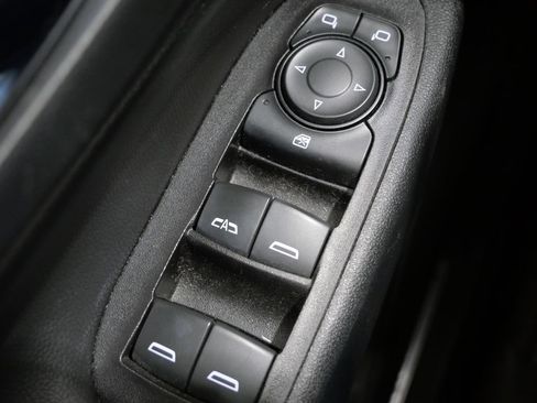 Used 2019 Chevrolet Equinox Premier AWD/4WD image 12