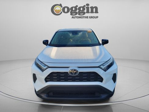 Used 2023 Toyota RAV4 LE FWD image 8