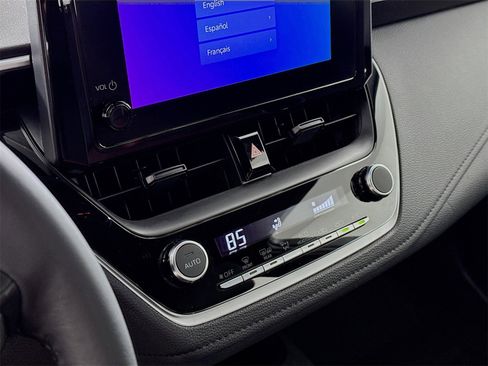 Certified 2025 Toyota Corolla SE image 8