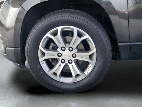 Used 2015 GMC Acadia SLT image 10
