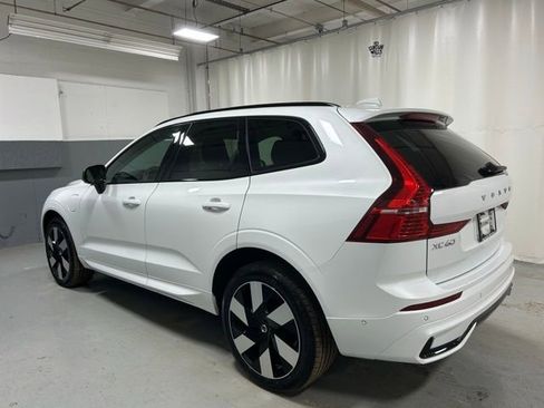 Used 2024 Volvo XC60 T8 Plus w/ Climate Package image 2