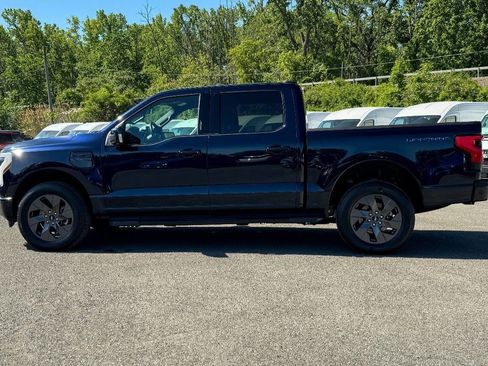 Used 2022 Ford F150 Lightning Lariat AWD/4WD image 6