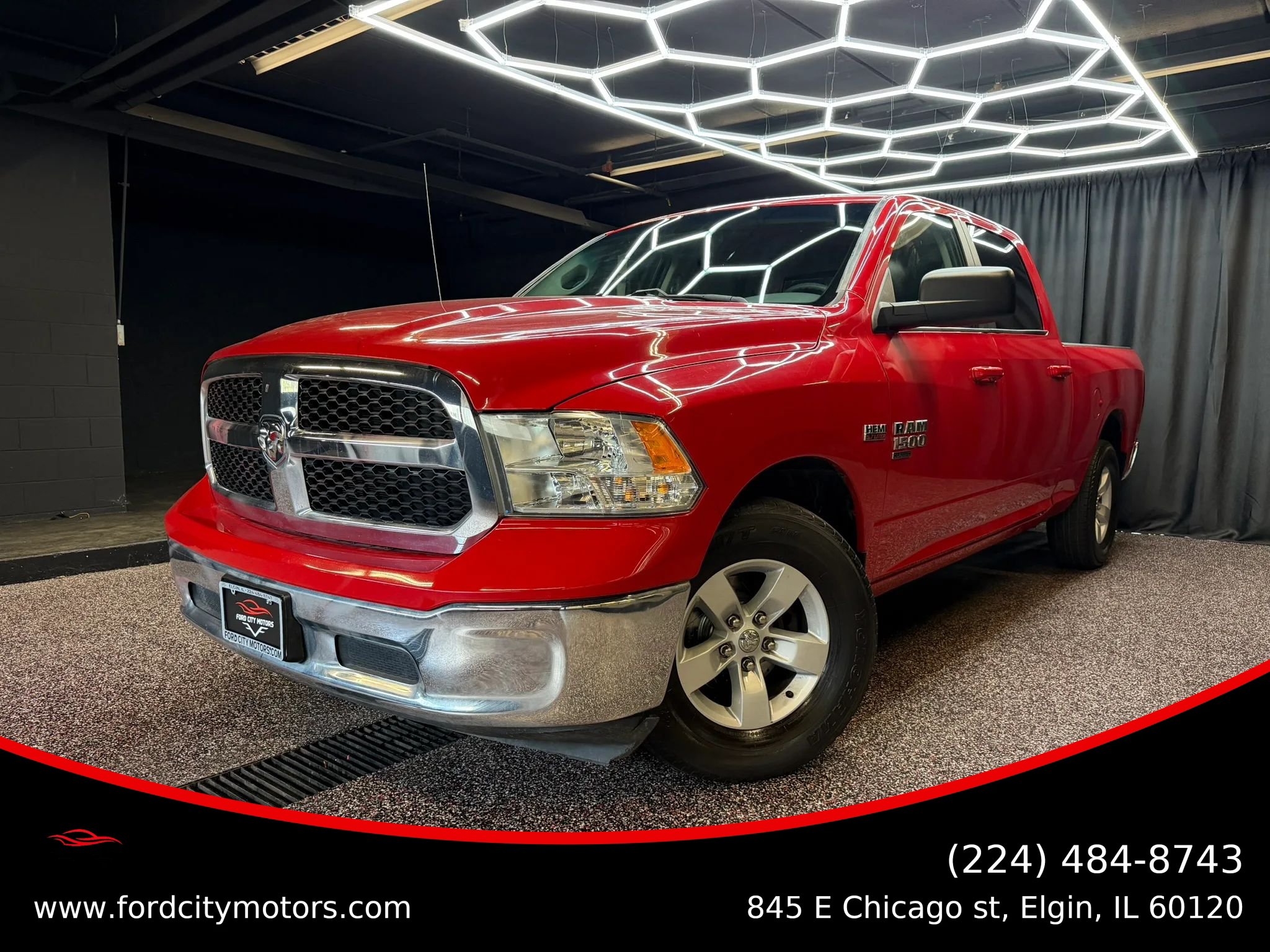 Used 2020 RAM 1500 Classic SLT RWD image 1