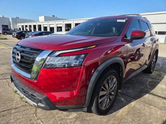 Used 2023 Nissan Pathfinder SL w/ SL Premium Package FWD video 1