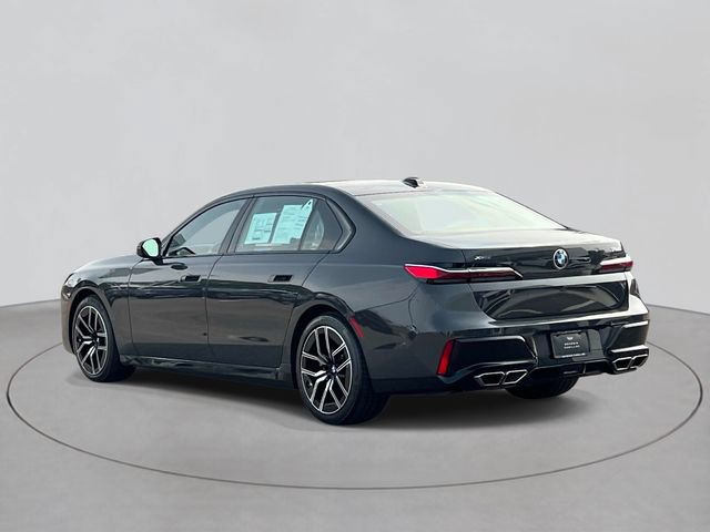 Used 2023 BMW 760i xDrive w/ Luxury Rear Seating Package AWD/4WD image 3