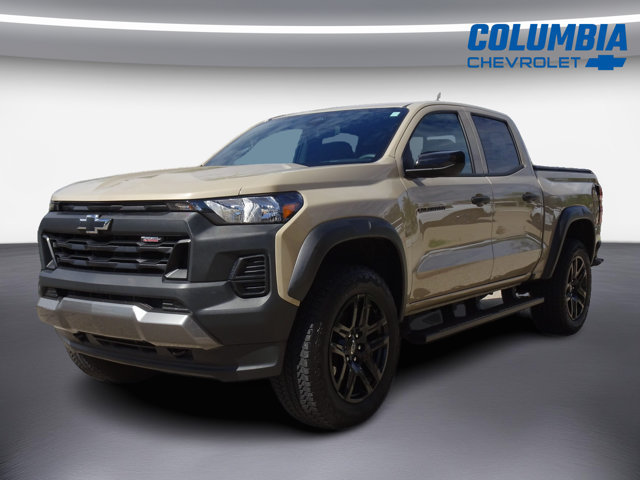 Used 2023 Chevrolet Colorado Trail Boss w/ Advanced Trailering Package AWD/4WD image 6