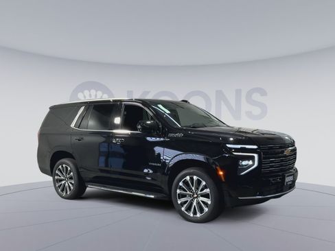 New 2026 Chevrolet Tahoe High Country w/ Sun And Tow Package AWD/4WD image 2