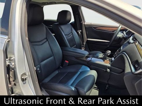 Used 2014 Cadillac XTS Luxury FWD image 16