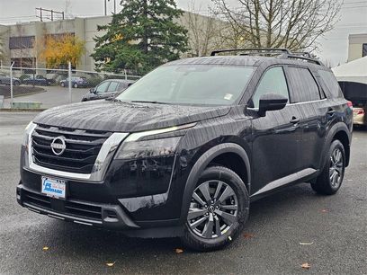 New 2025 Nissan Pathfinder SV w/ SV Premium Package