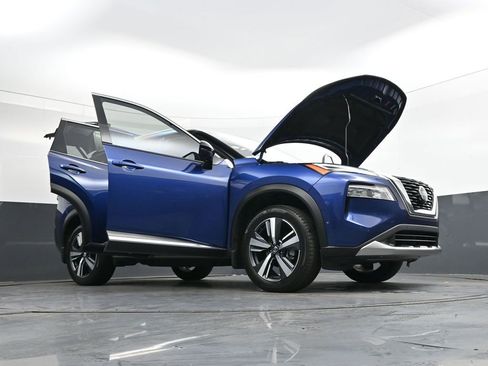 Used 2021 Nissan Rogue Platinum image 50