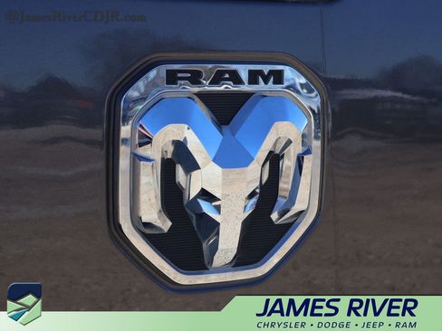 Used 2022 RAM 2500 Big Horn w/ Level C Equiment Group image 17