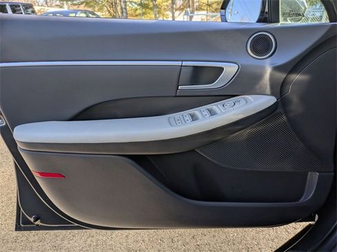 Certified 2024 Hyundai Sonata SEL w/ Convenience Package image 10