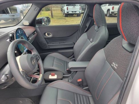 Used 2025 MINI Cooper S image 9