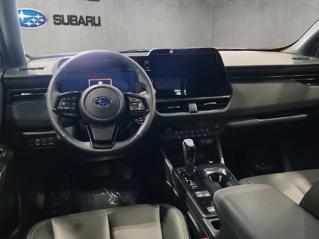 Used 2026 Subaru Outback Premium AWD/4WD image 2