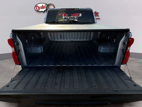 Used 2021 Chevrolet Silverado 1500 RST RWD image 28