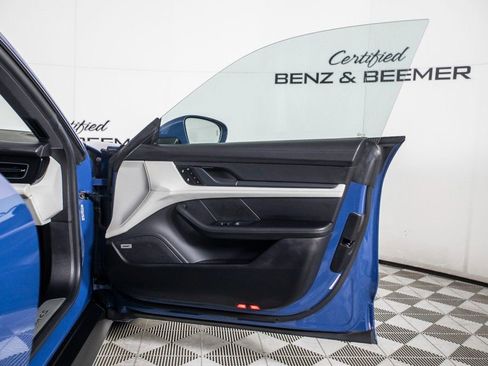 Used 2021 Porsche Taycan 4S w/ Premium Package image 19