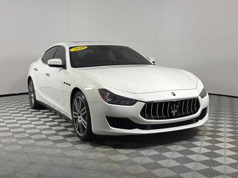 Used 2019 Maserati Ghibli RWD image 3